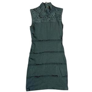 ALICE + OLIVIA Shift Dress Black Pencil Mini Sleeveless Mock Neck Size XS